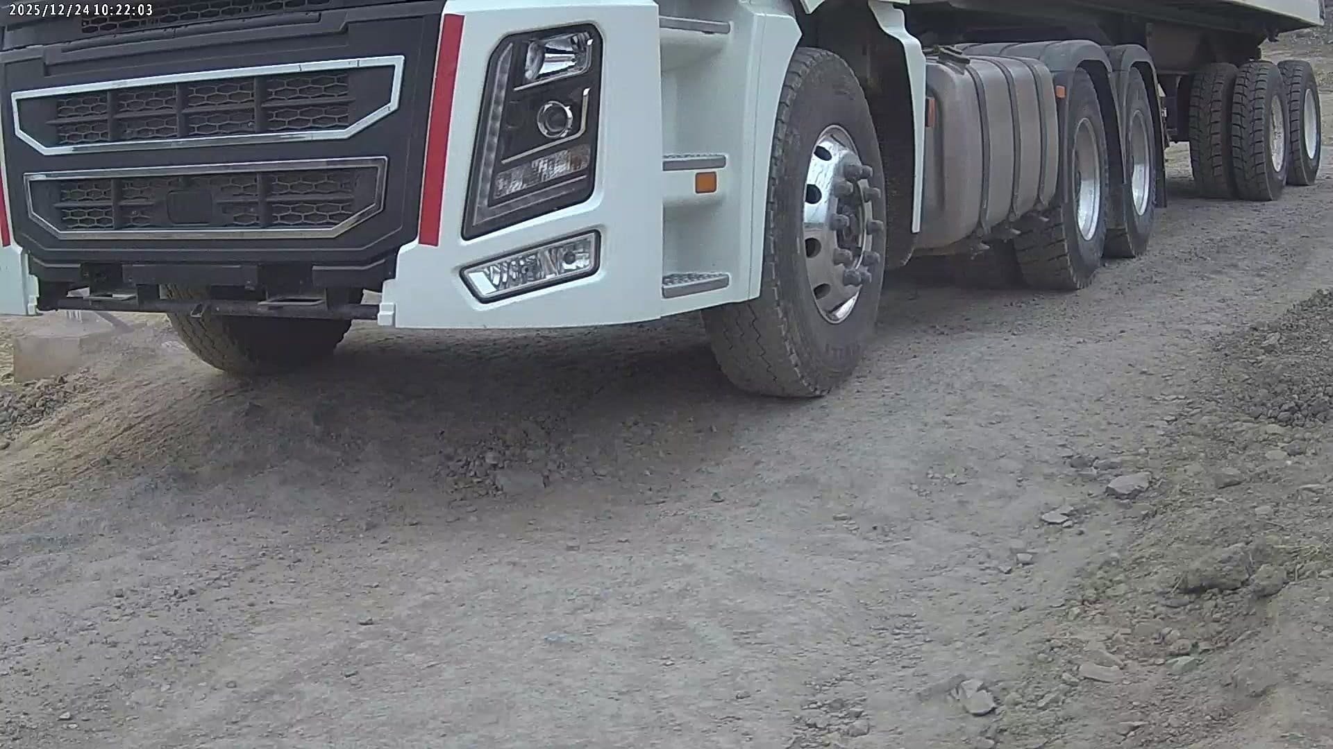 Processed image with license plate annotations