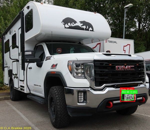 Processed image with license plate annotations